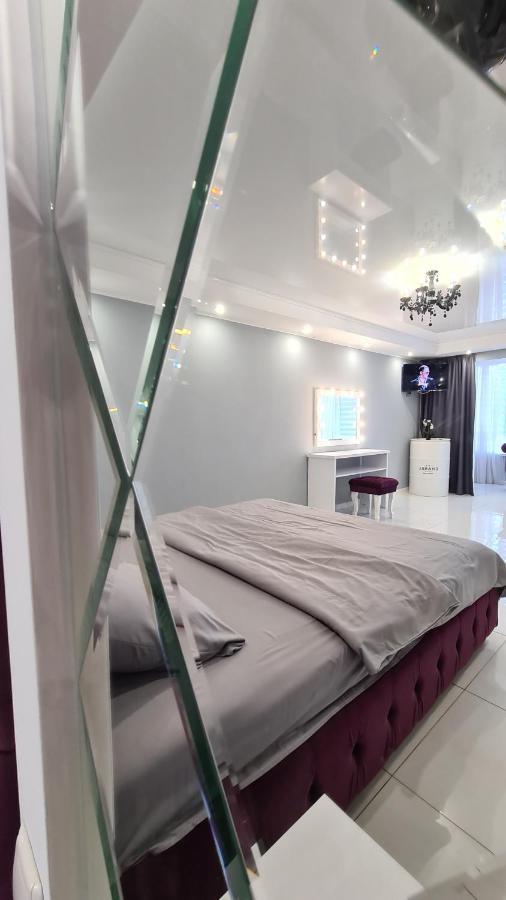 Apartaments On Prospekt Mira 35 Kryvyj Rih Eksteriør billede
